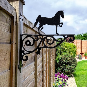 Horse Hackney Horse Ornamental Hanging Bracket - Contemporary Hanging Basket Bracket Wall Mounted Decorative Garden Hanging Basket Black