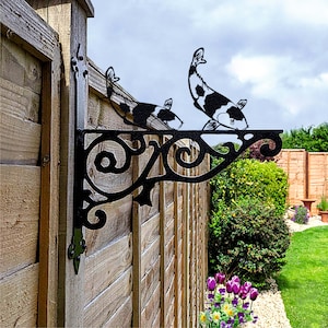 Koi Carp Ornamental Hanging Bracket - Contemporary Hanging Basket Bracket Wall Mounted Decorative Garden Hanging Basket Black