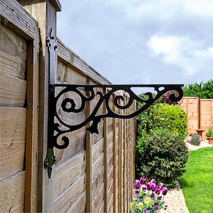 Ornamental Hanging Bracket - Contemporary Hanging Basket Bracket Wall Mounted Decorative Garden Hanging Basket Black