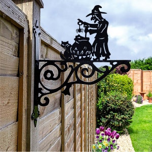 Witch and Couldron Ornamental Hanging Bracket - Contemporary Hanging Basket Bracket Wall Mounted Decorative Garden Hanging Basket Black