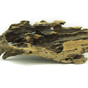 Beautifully detailed decorative freshwater driftwood/Aquarium driftwood