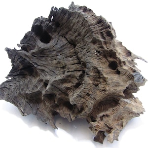 Medium unfinished freshwater driftwood/Aquarium driftwood/Driftwood decor    17&#39;&#39;L   10&#39;&#39;W   8&#39;&#39;H Item#2374