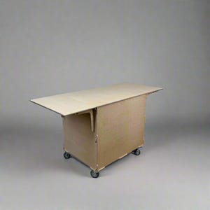 Compact and Stylish Display Cart for Events - Effortless to Use