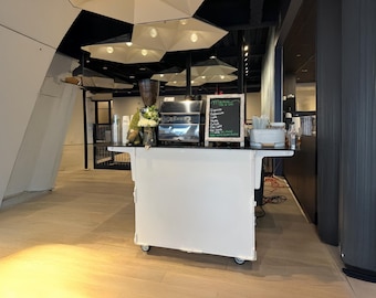 Versatile Display Cart for Events and Catering - Compact, Stylish, and Effortless to Use - White