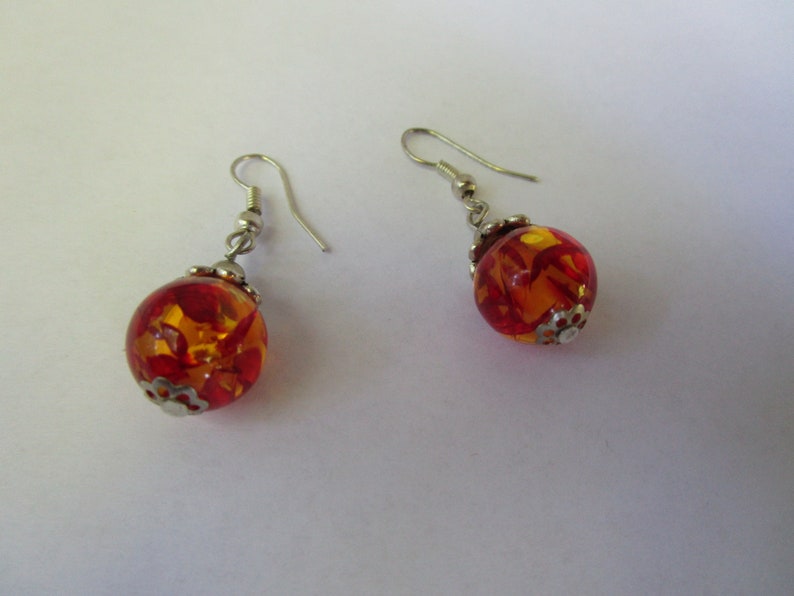 Vintage Silver Tone Dangle Earrings with Speckled Balls