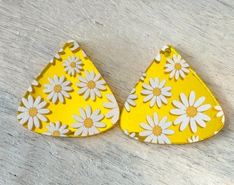 Gele Groovy Daisy Mirrored Earring Blanks, Gele Daisy Teardrop Blanks, geprijsd per paar, Hippie Earring Blanks