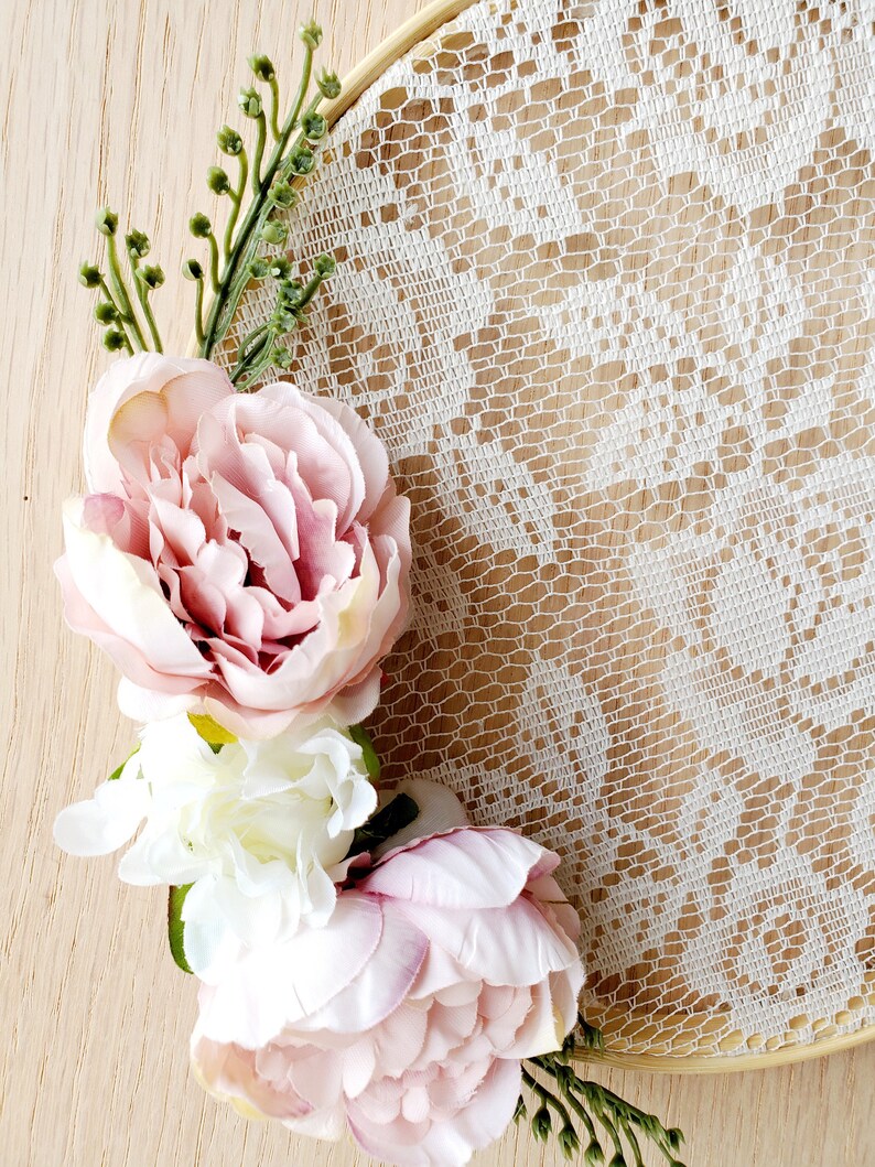 Lace flower / hoop wreath / pink / lace / nursery / wedding / Etsy