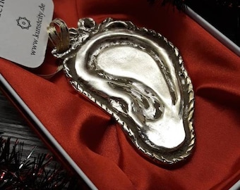 EAR - tin in SILVER - VOTIVE - votive offering, ex-voto!