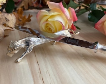 Beautiful PUMMA pewter knife rest in silver