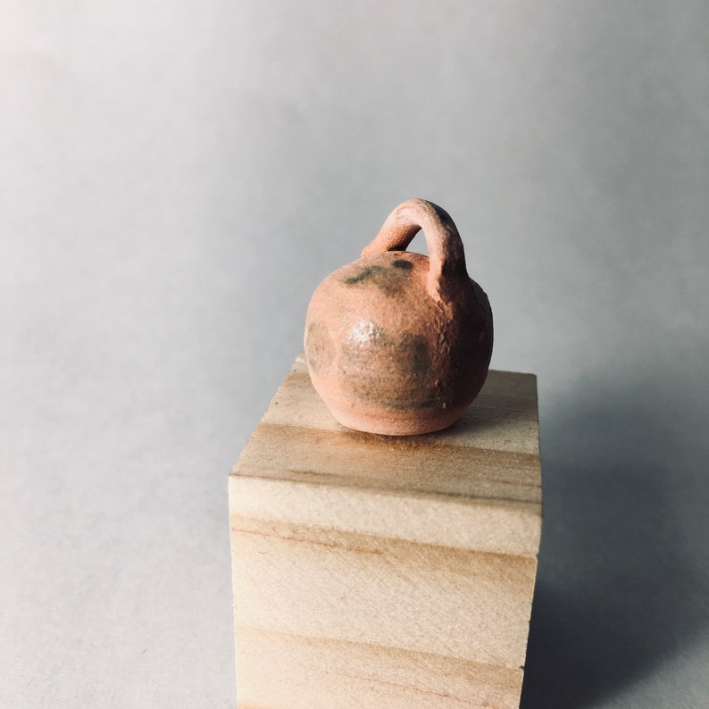 CNC Pottery Mini Dollhouse Replica Medieval English piss Pot chamber