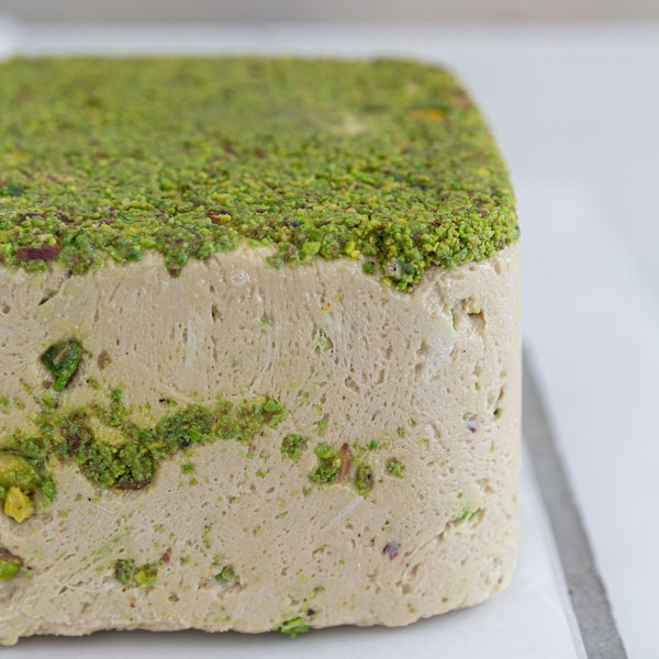 Pistachio halva Traditional halva dessert 400 gram (14.2 OZ) halva pack Worldwide shipping Vegan halva Natural organic halva