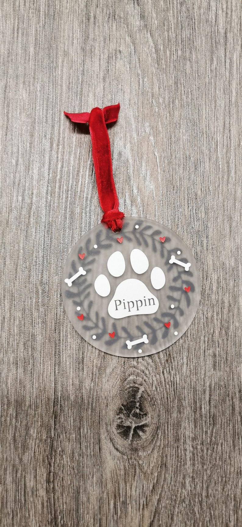 Free Free Paw Print Wreath Svg 640 SVG PNG EPS DXF File