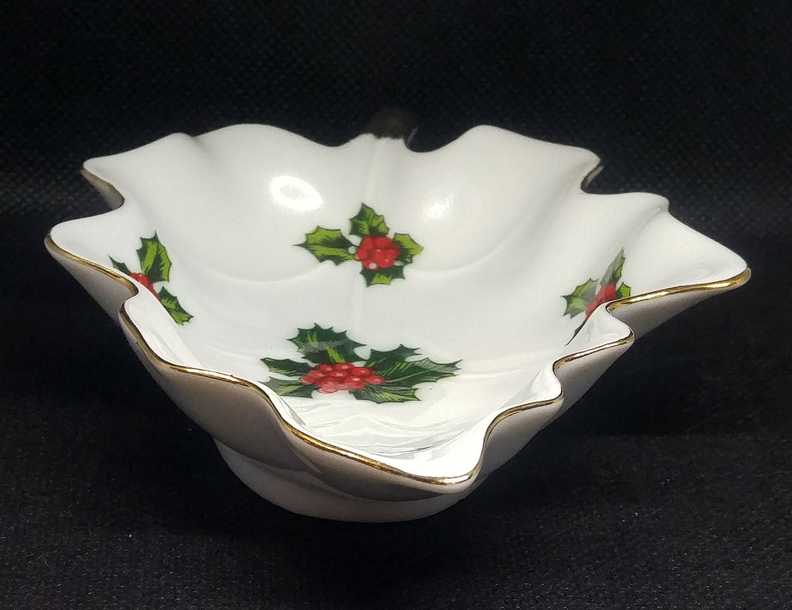 Lefton Christmas Holly Berry Candy Dish Nuts Gold Accents Etsy