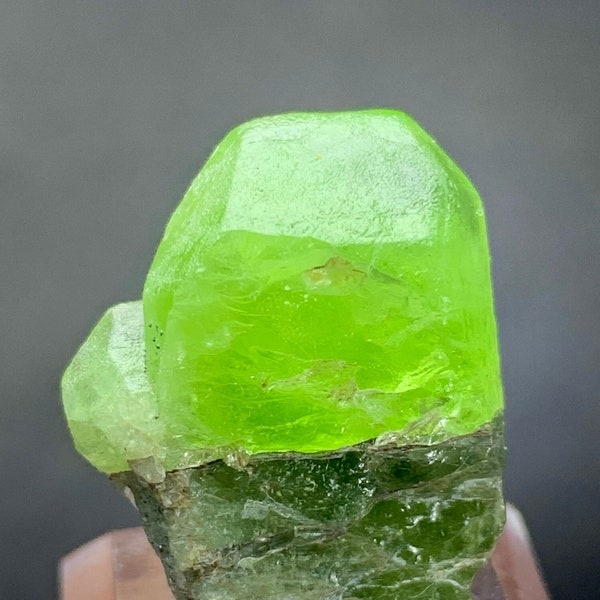 Natural Green Colour Peridot Crystal from Supat Mine Kohistan,Green Peridot Specimen, Natural Mineral. 10 Grams