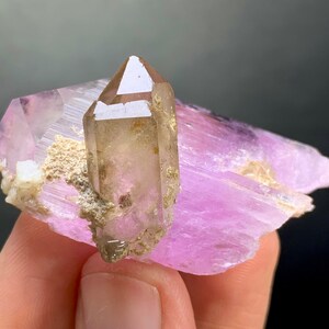 Natural V Shape Fluorescent Pink Colour Kunzite Crystal With Smokey ...