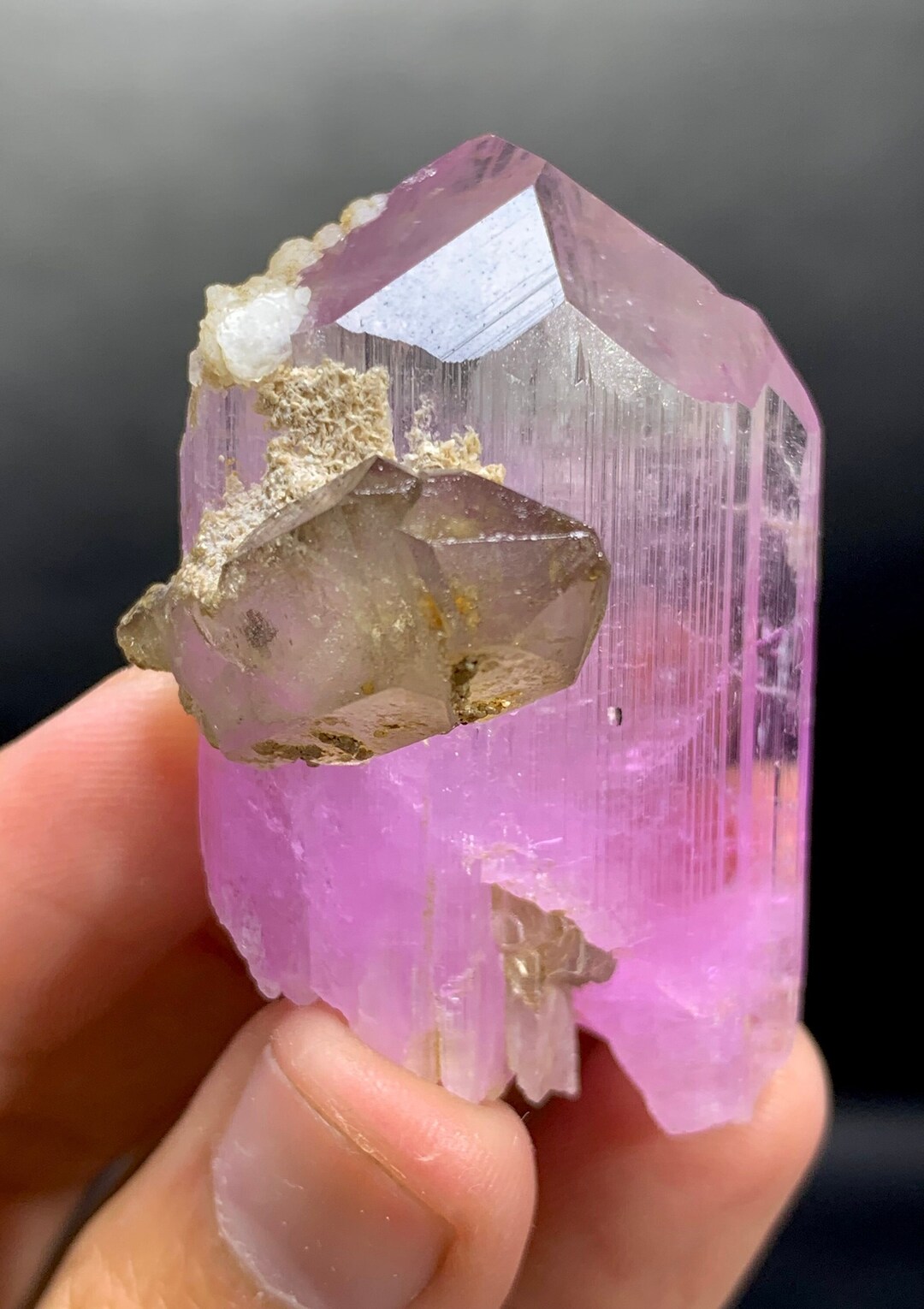 Natural V Shape Fluorescent Pink Colour Kunzite Crystal With Smokey ...