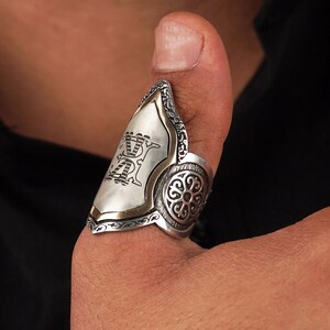 Anillo Zihgir con inicial personalizada para hombre, anillo Zihgir con arquero personalizado, anillo para el pulgar con letra personalizada, regalo de joyería personalizado en plata