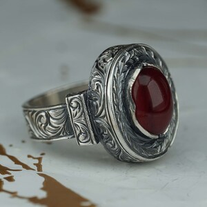 Red Amber Men Silver Ring, Amber Ring Men Sterling Silver, Engraved Ring Gemstone, Handmade Ring,Elegant Ring, Anniversary Gift Ring