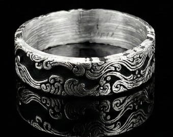 Anillo de plata para hombre, anillo de olas, banda de plata esterlina para hombre, patrón oceánico japonés oxidado, acabado rústico mate, anillo único para el pulgar