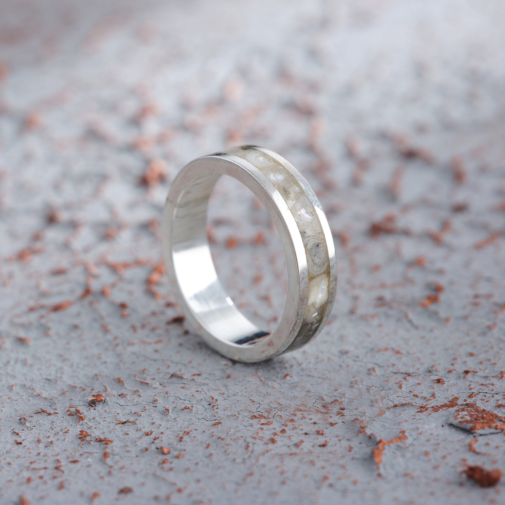 Full Eternity Pearl Men's Wedding Band, Mother of Pearl Band Ring, Unique Engagement Ring, Luxury Jewelry Gift, Anniversary Gift for Him
