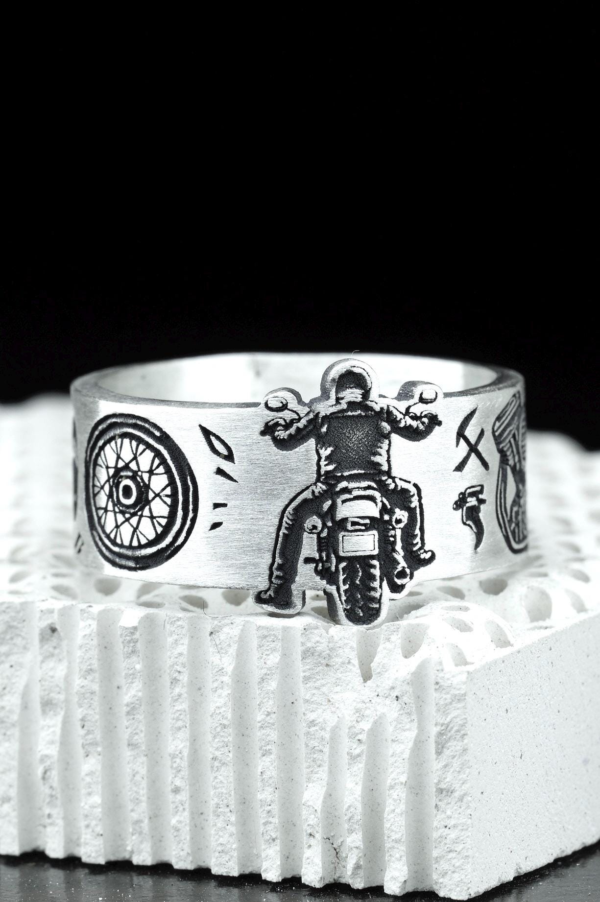 Moto Ring - Etsy Canada
