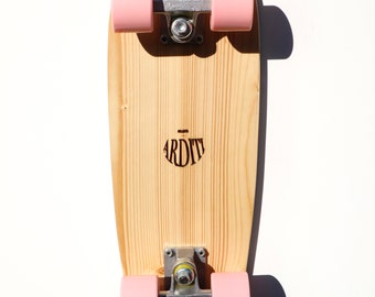 Pine Skateboard Cruiser