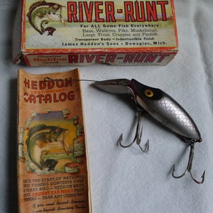 Vintage Heddon Go-Deeper River Runt Spook Fishing Lure NIB w/Catalog