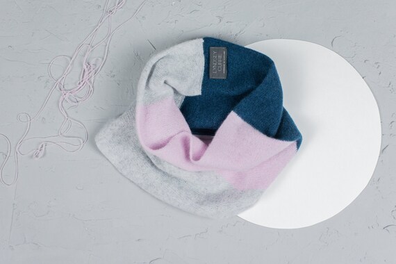Small colour block snood, Pink, Petrol and light grey snood, Circle scarf, Lambswool accessories