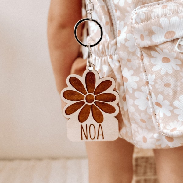 Personalised Daisy Bag Tag | Wooden Animal Tags | Kids | Name | School | Accessories | Daisy | Custom | Backpack | Back to School