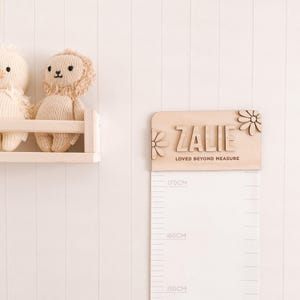 Tableau de croissance personnalisé en toile - Règle de hauteur personnalisée pour les enfants et les familles, surnom en bois, décoration murale minimaliste