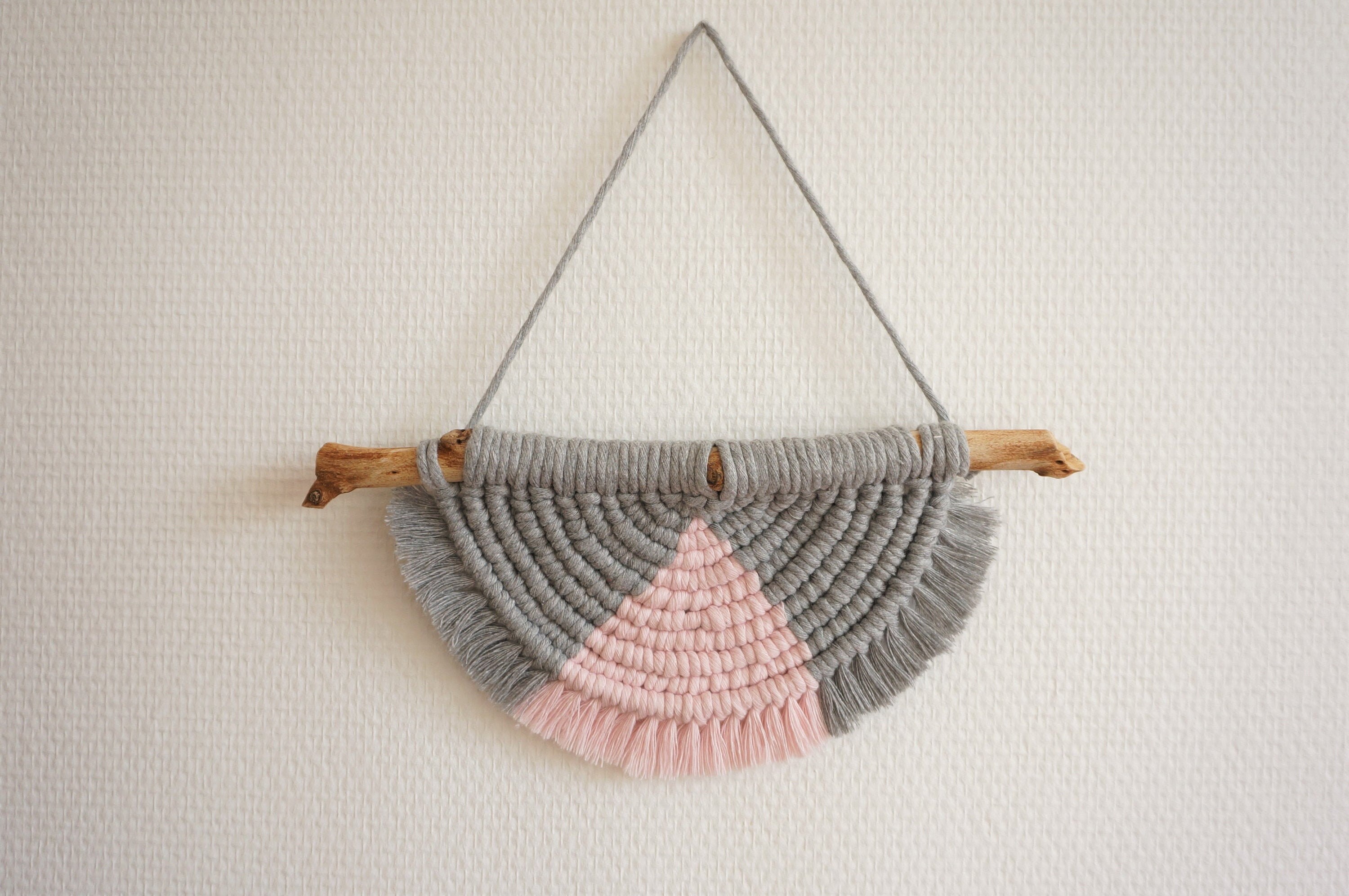 Petit Demi-Cercle en Macramé/Tenture Murale