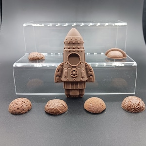 7 x Space Themed Chocolates. Ideal Present for Any Aspiring Astronaut!
