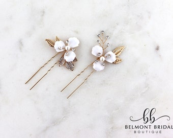 Wedding Hair Pins | Flower Bridal Hair Piece | White Flower Hair Pins | Gold Leaf Pins | BOLZANO