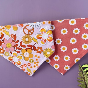 Flowers Dog Bandana, Pink Flowers Dog Bandana, Snap Dog Bandana, Custom Dog Bandana, Girl Dog Bandana, Reversible Dog Bandana, Floral scarf