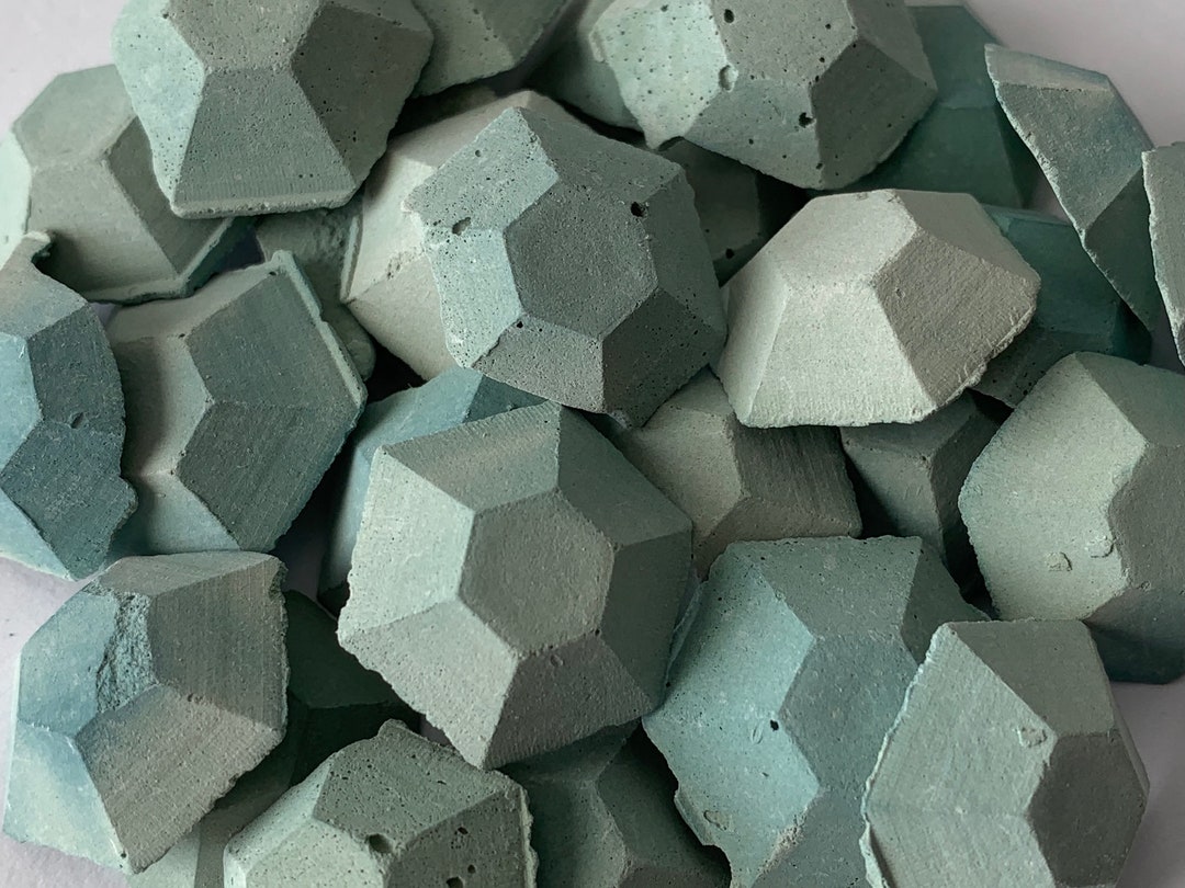 Aquatic Snails Food Supplements High in Calcium. Mystery Snail, Ramshorn, Trumpet Snail Food