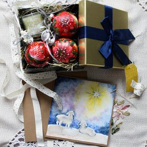 Christmas Gift Box, Holiday Gift Box, Noel Gift Set, Greetings Gift Box, Ornaments Set of 3 pcs. Bauble Hand Painted, Handmade postcard.