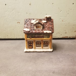 Vintage JSNY Ceramic Cottage Candle Holder