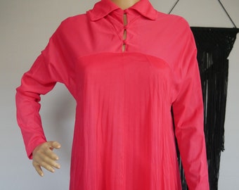 True Vintage 1970s Deep Pink Long Sleeve Maxi Dress Womens Size Medium/Large