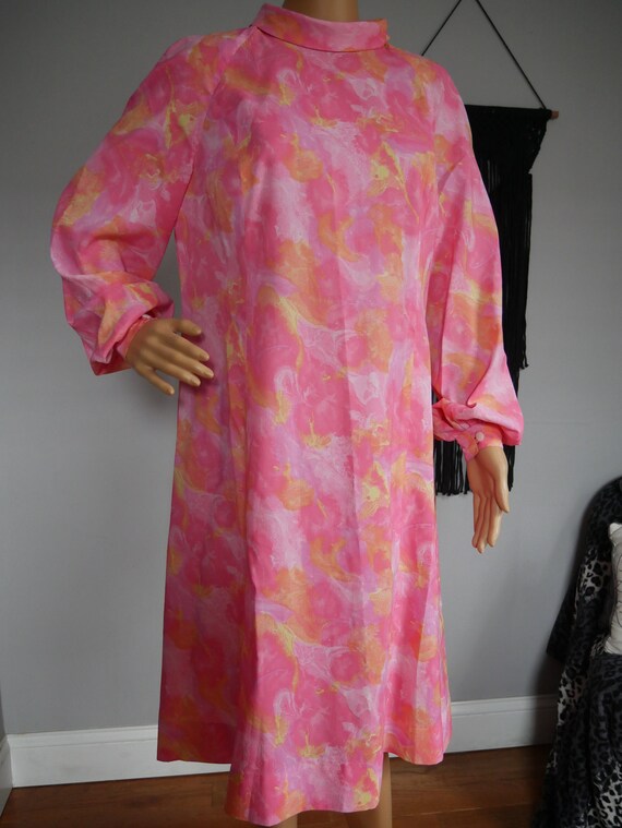 True Vintage 1960s Pink Floral Dress Bishop Sleeve