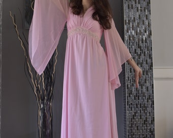 Totally Amazing 1970s Bubblegum Pink Angel Sleeve Dress Lace with Rhinestone Empire Waist Size Small