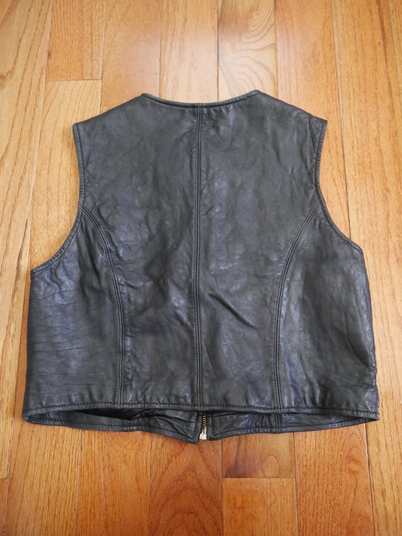 Very Cool 1980s Black Leather Zipper Vest Sienna … - image 4