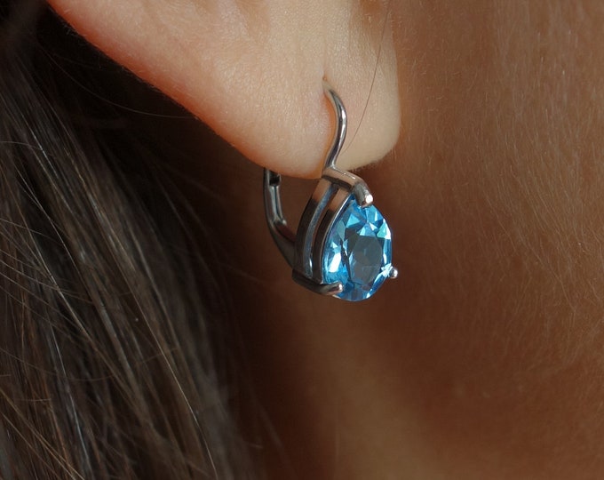 Silver drop shaped earrings with topaz Swiss blue