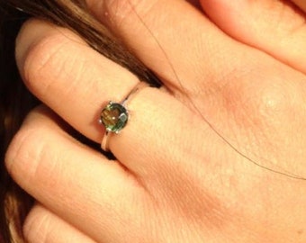 Simple Silver ring with round certificated moldavite vltavin faceted meteorite, engagement moldavite ring