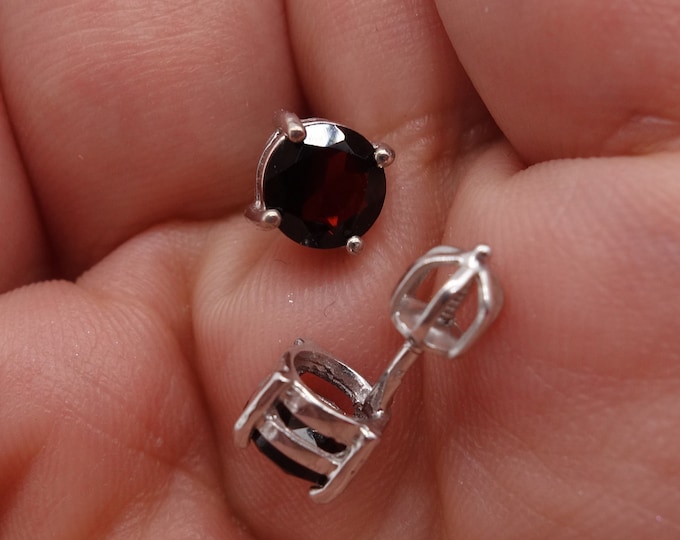 Silver earrings studs with natural Czech garnet January birthstone gemstone Red faceted gem Oval amulet stone certificate of authenticity