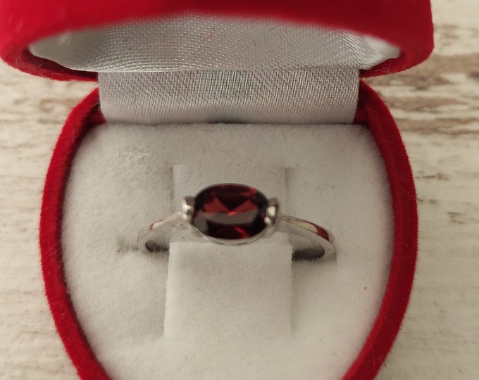 Silver oval garnet ring January birthstone Czech pyrope ring Oval ring, custom any size to order 6, 7, 8, 9 certificate of authenticity