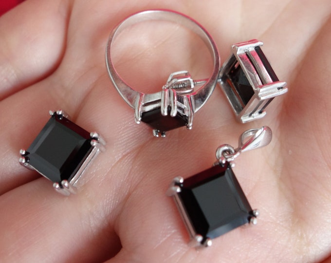 Silver jewelry set with square natural Pyrope Garnet studs Garnet pendant Garnet ring Sizes in stock 6 7 8 etc. certificate of authenticity