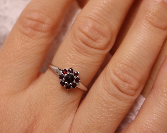 Silver garnet ring January birthstone, natural round Czech garnet pyrope 925 Sterling Silver 22K, certificate of authenticity, 6,7,8,9 size