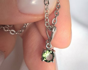 Silver pendant with certificated natural 5 mm round faceted moldavite Vltavin necklace Meteorite jewelry Rare green gemstone