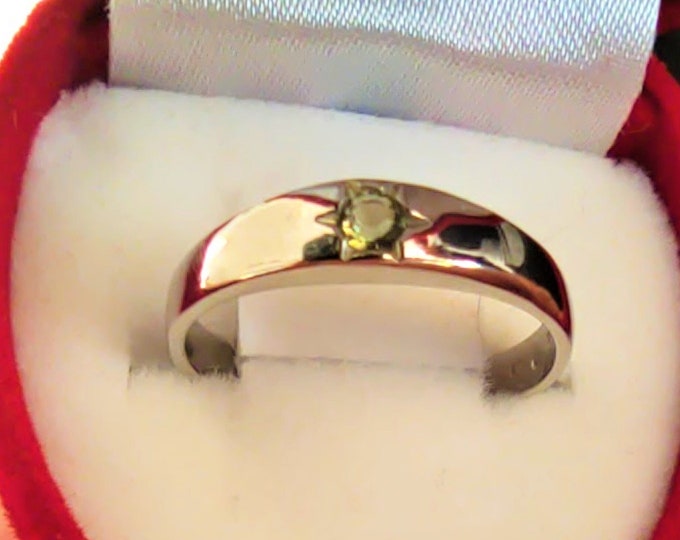 Simple Silver engagement ring solitaire with round Czech moldavite, vltavine certificate authenticity