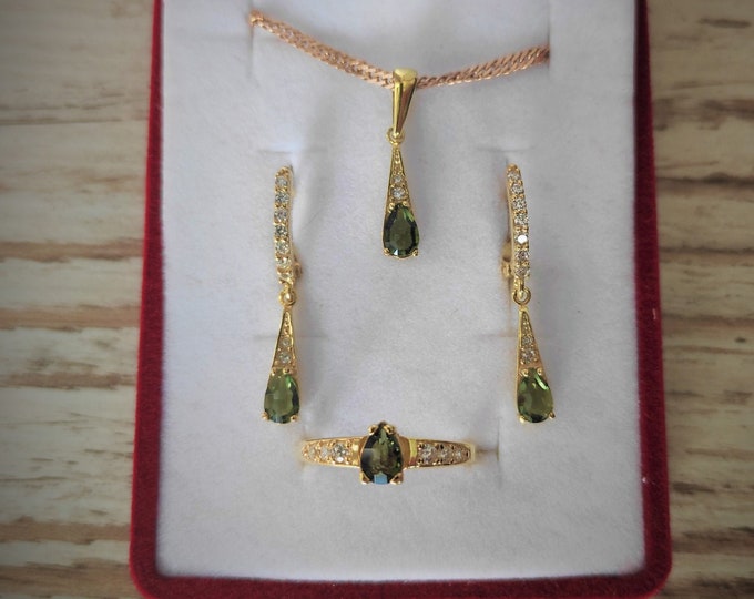 Gold plated gilded silver 925 set pendant, ring, earrings English lock Sirius with Czech moldavite vltavin certificate authenticity in stock
